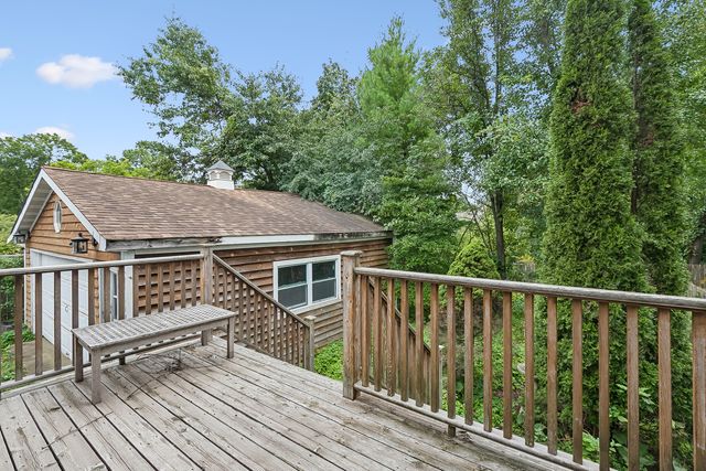 693 Cherry Avenue, Lake Forest, IL 60045