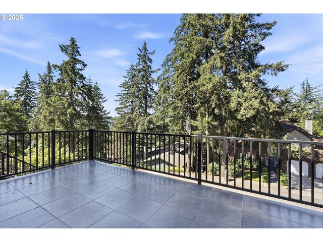 2423 TIPPERARY Ct, West Linn, OR 97068