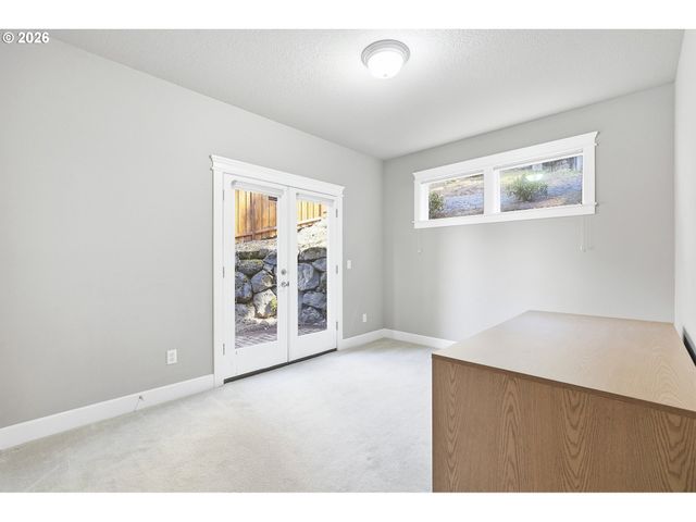 2423 TIPPERARY Ct, West Linn, OR 97068
