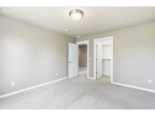 2423 TIPPERARY Ct, West Linn, OR 97068