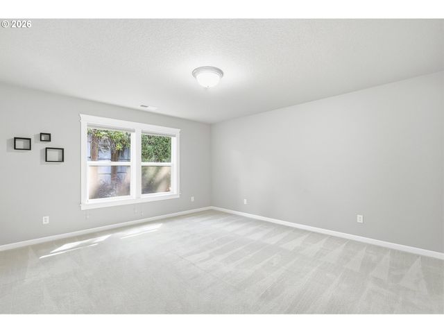 2423 TIPPERARY Ct, West Linn, OR 97068
