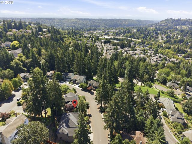 2423 TIPPERARY Ct, West Linn, OR 97068