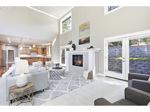 2423 TIPPERARY Ct, West Linn, OR 97068