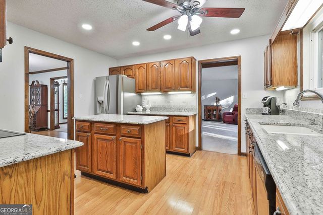 337 Andrew Bailey Road, Sharpsburg, GA 30277