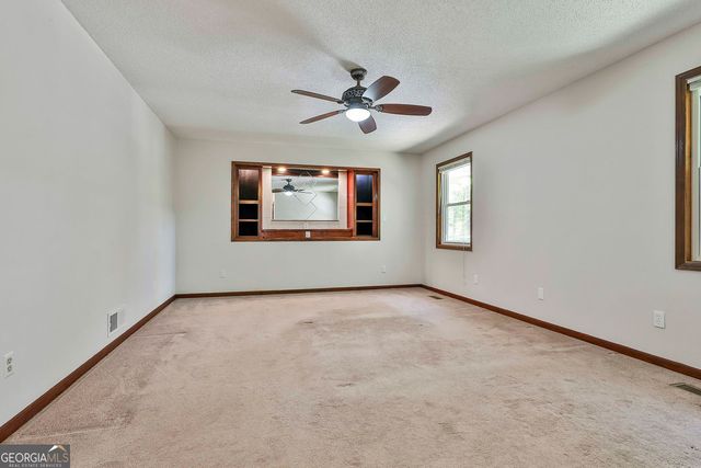 337 Andrew Bailey Road, Sharpsburg, GA 30277