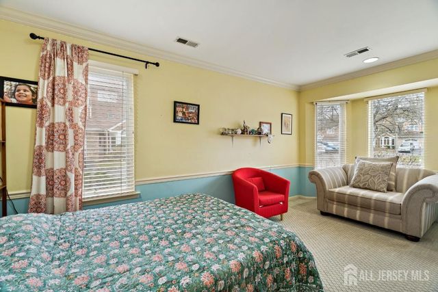 118 Coppertree Court, Edison, NJ 08820