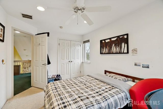 118 Coppertree Court, Edison, NJ 08820