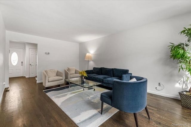 449 Argyle Road, Cedarhurst, NY 11516