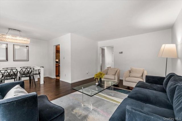 449 Argyle Road, Cedarhurst, NY 11516