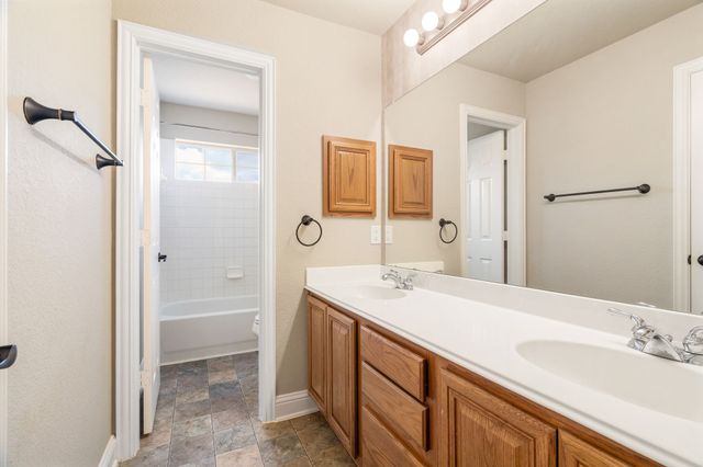 5904 Crestberry Lane, Sachse, TX 75048