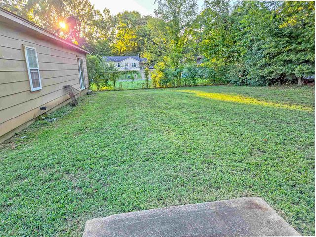 1258 DEER TRAIL LN, Memphis, TN 38109