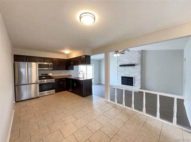 42195 Fairview Drive, Canton Charter Township, MI 48187