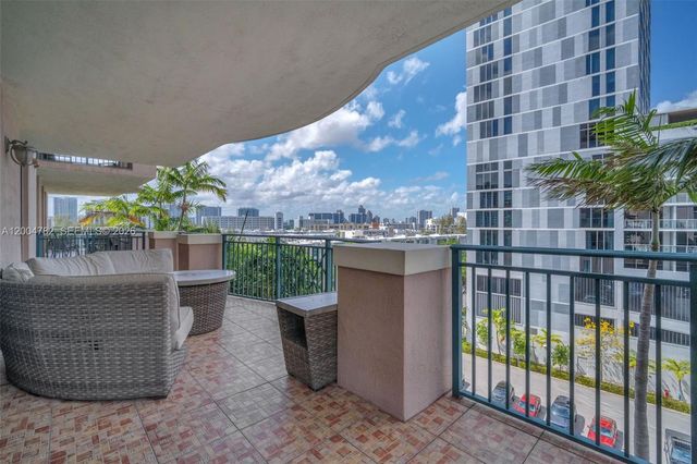 17555 Atlantic Blvd 707, Sunny Isles Beach, FL 33160
