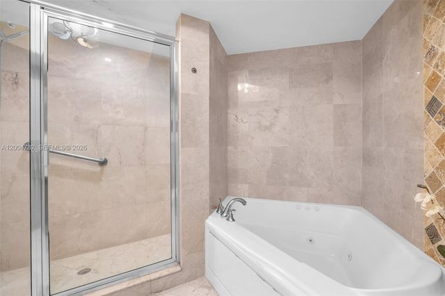 17555 Atlantic Blvd 707, Sunny Isles Beach, FL 33160