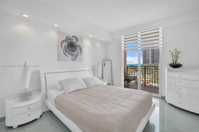 17555 Atlantic Blvd 707, Sunny Isles Beach, FL 33160