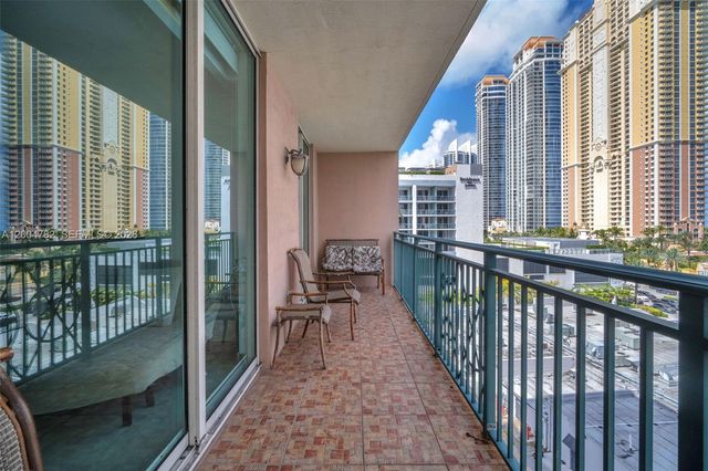 17555 Atlantic Blvd 707, Sunny Isles Beach, FL 33160