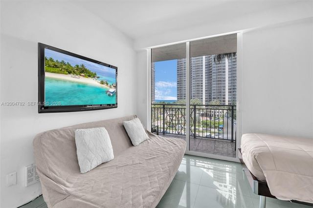 17555 Atlantic Blvd 707, Sunny Isles Beach, FL 33160