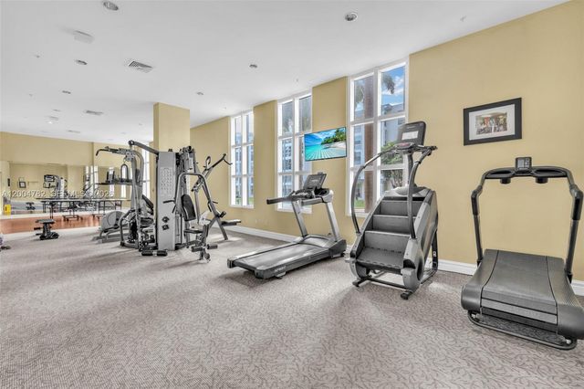17555 Atlantic Blvd 707, Sunny Isles Beach, FL 33160