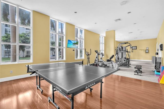 17555 Atlantic Blvd 707, Sunny Isles Beach, FL 33160