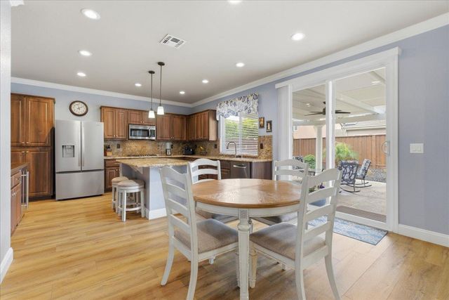 1641 Hummingbird Way, Roseville, CA 95747