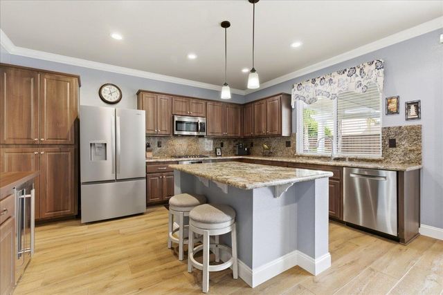 1641 Hummingbird Way, Roseville, CA 95747