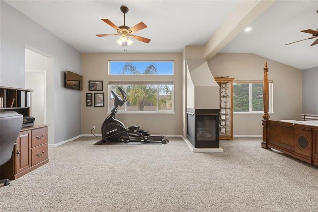 1641 Hummingbird Way, Roseville, CA 95747