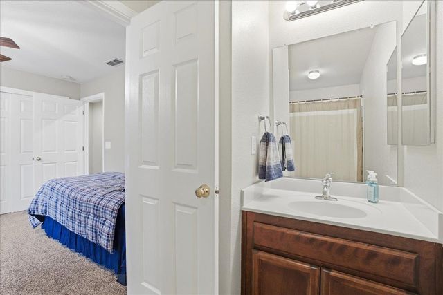 1641 Hummingbird Way, Roseville, CA 95747