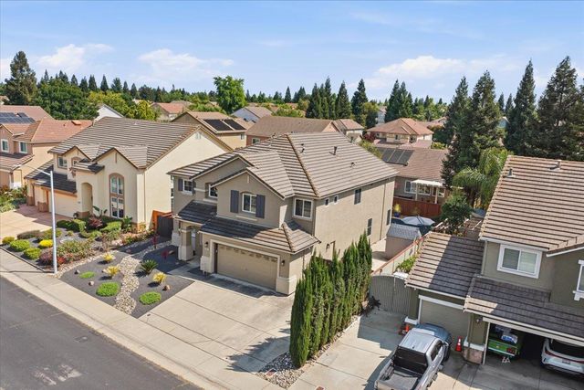 1641 Hummingbird Way, Roseville, CA 95747