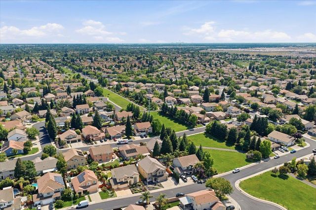 1641 Hummingbird Way, Roseville, CA 95747