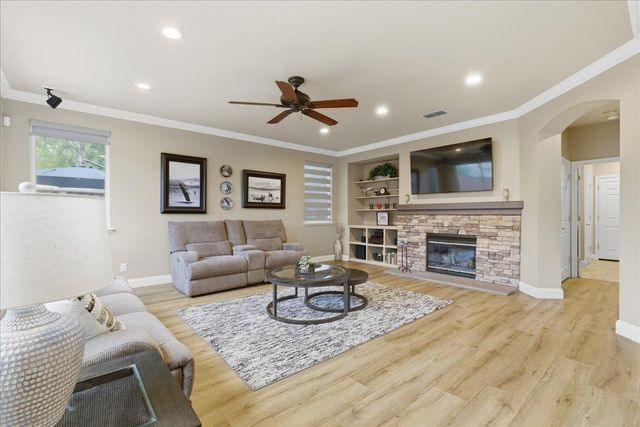 1641 Hummingbird Way, Roseville, CA 95747
