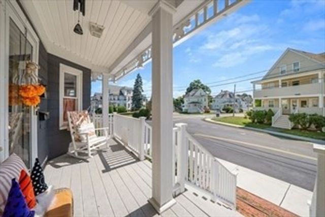 19 Hoyle 1, Norwood, MA 02062