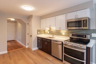 19 Hoyle 1, Norwood, MA 02062