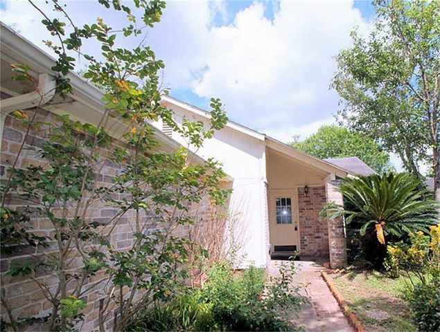 2403 Chimneystone Circle, Sugar Land, TX 77479