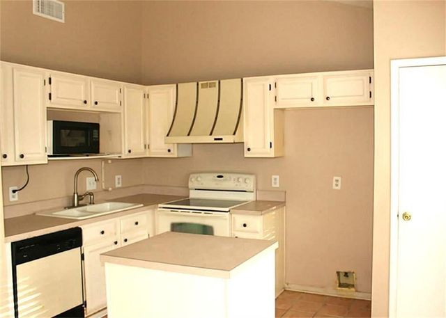 2403 Chimneystone Circle, Sugar Land, TX 77479