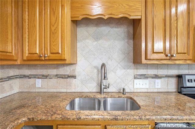 221 Old Baker Road, Maxton, NC 28364