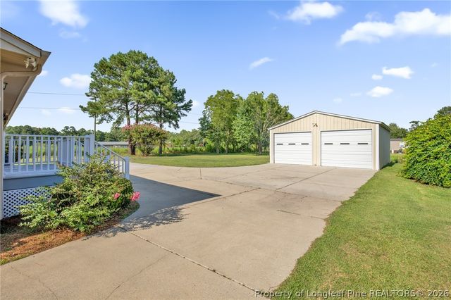 221 Old Baker Road, Maxton, NC 28364