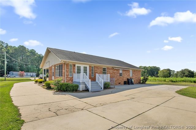 221 Old Baker Road, Maxton, NC 28364