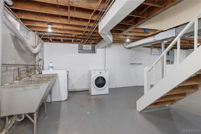 47 Harvard Place, Orchard Park, NY 14127