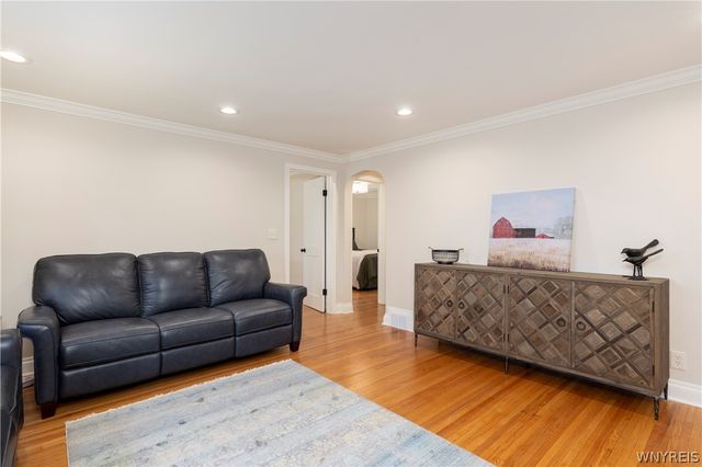 47 Harvard Place, Orchard Park, NY 14127