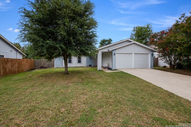 9574 Valley Dale, San Antonio, TX 78250