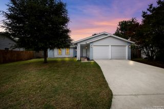9574 Valley Dale, San Antonio, TX 78250