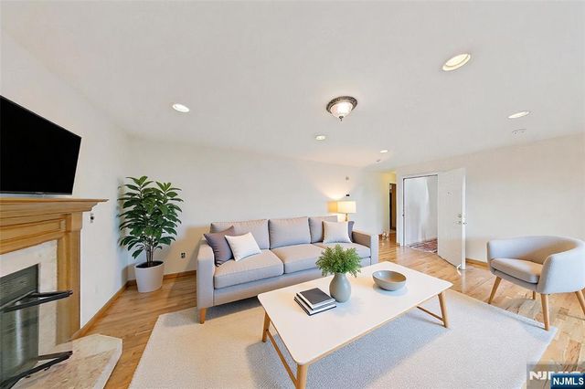 46 Bayliss Street, North Arlington, NJ 07031