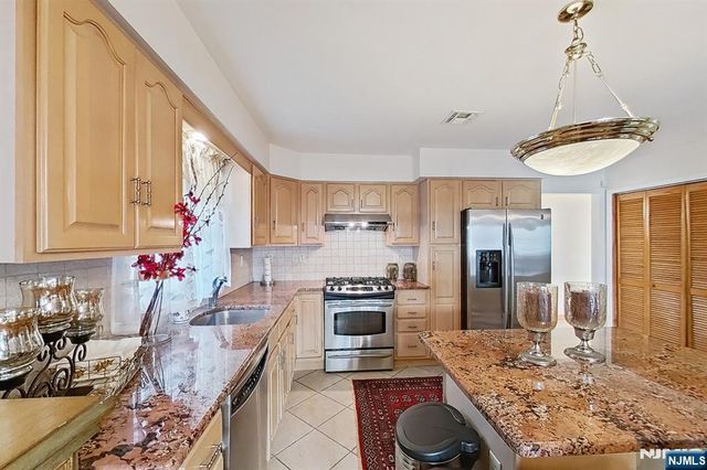 46 Bayliss Street, North Arlington, NJ 07031