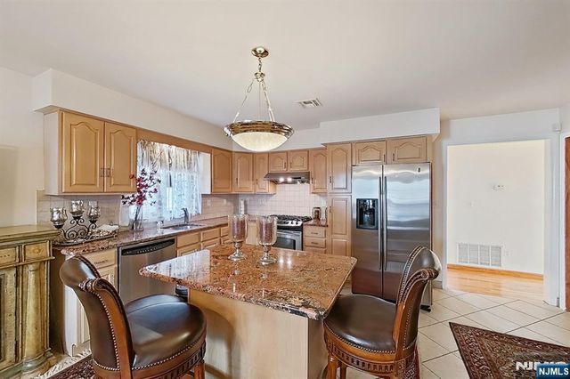 46 Bayliss Street, North Arlington, NJ 07031