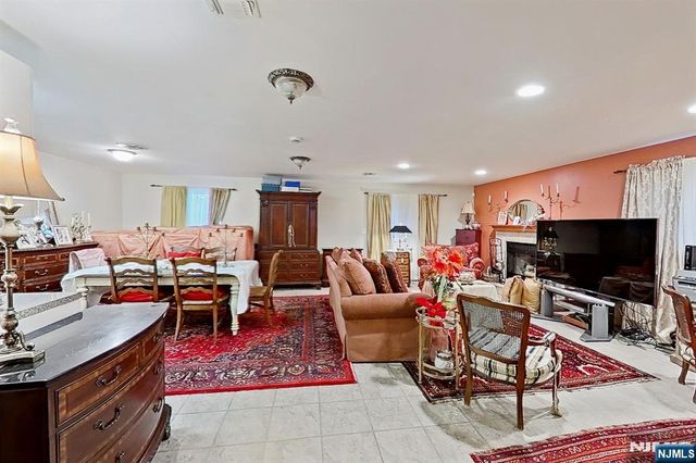 46 Bayliss Street, North Arlington, NJ 07031