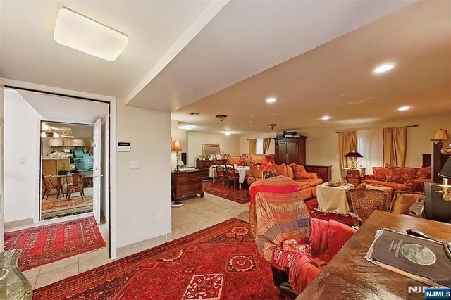 46 Bayliss Street, North Arlington, NJ 07031