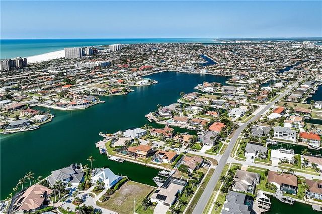 1041 Cara CT, Marco Island, FL 34145