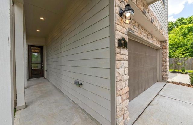 711 Embercove Drive, Houston, TX 77018