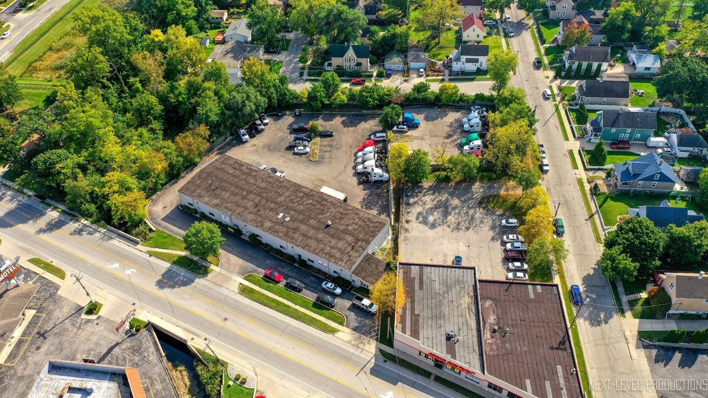 765 VILLA Street, Elgin, IL 60120