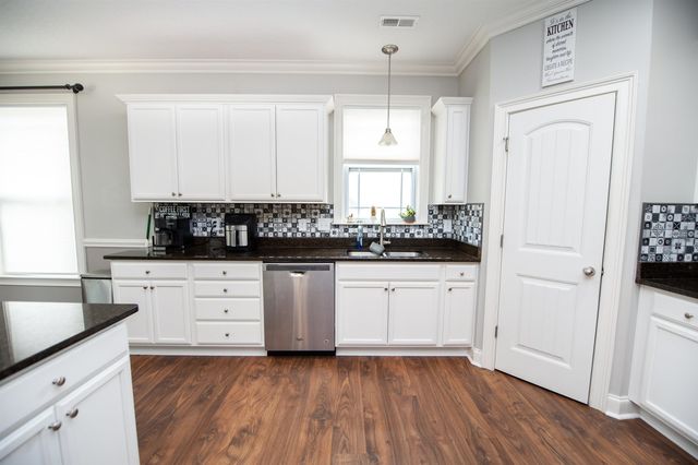 764 Sterling Drive, Boiling Springs, SC 29316